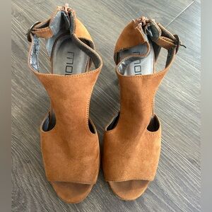 Women's Brown Suede Peep Toe Wedge Sandals With Heel And Ankle Strap Size 7